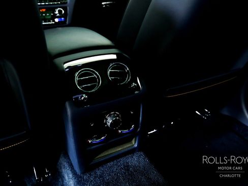 Used 2022 Rolls-Royce Ghost image 19