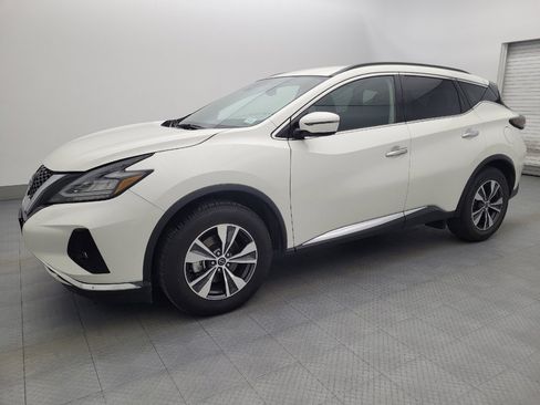 Used 2023 Nissan Murano SV image 2