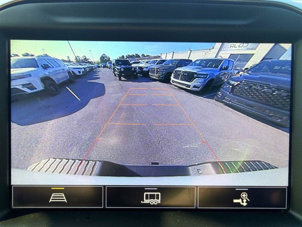 Used 2022 Chevrolet Silverado 2500 LTZ w/ LTZ Texas Edition AWD/4WD image 39