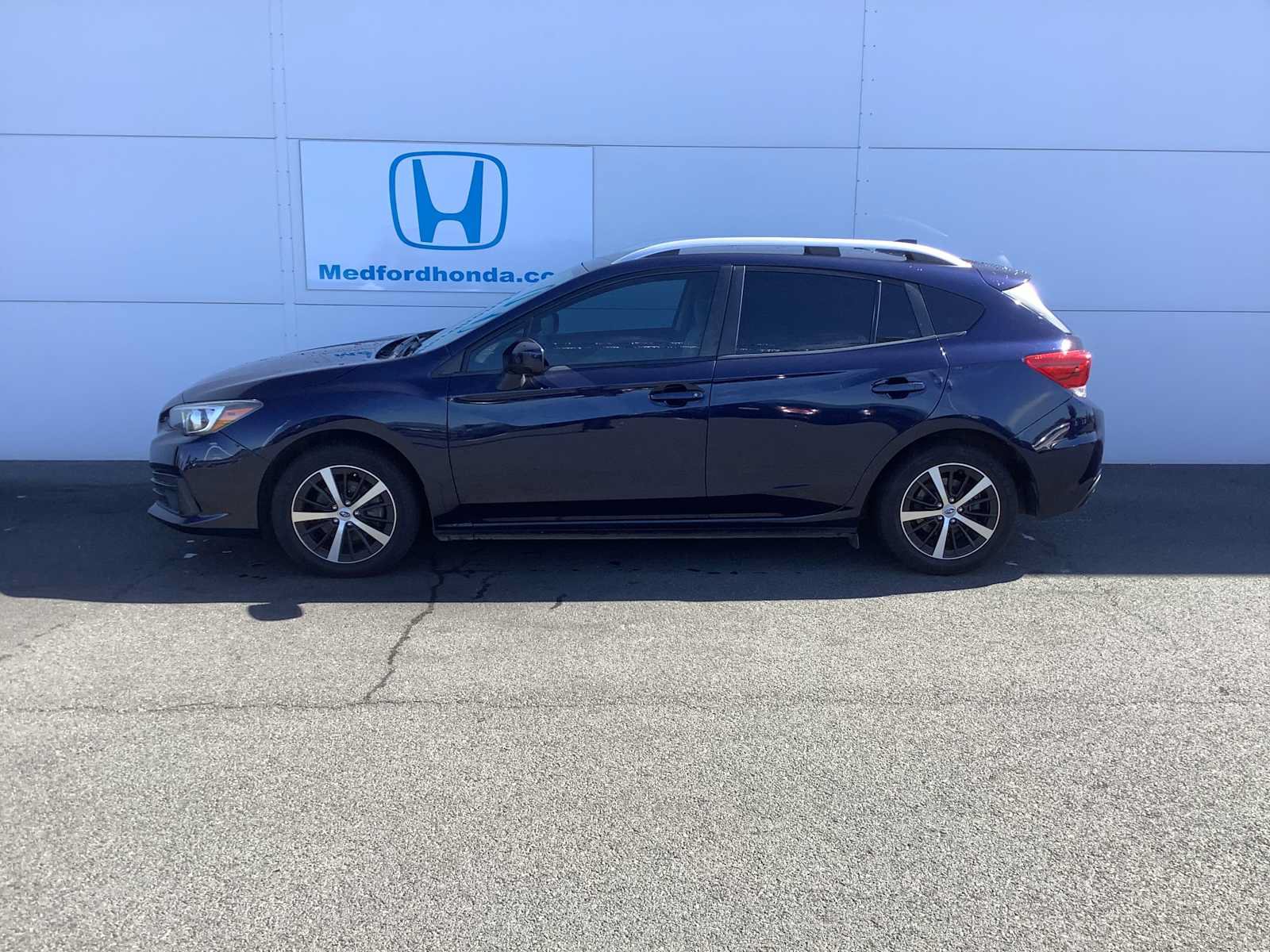 Used 2021 Subaru Impreza 2.0i Premium AWD/4WD image 2