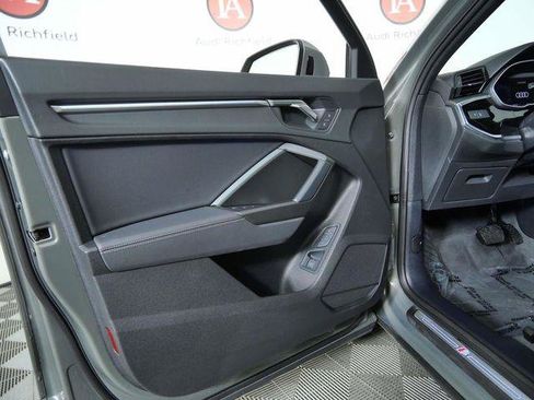 Used 2023 Audi Q3 2.0T Premium Plus w/ Premium Plus Package AWD/4WD image 17