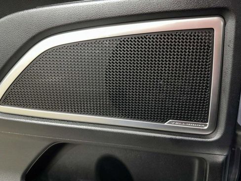 Used 2024 Kia Telluride S image 10