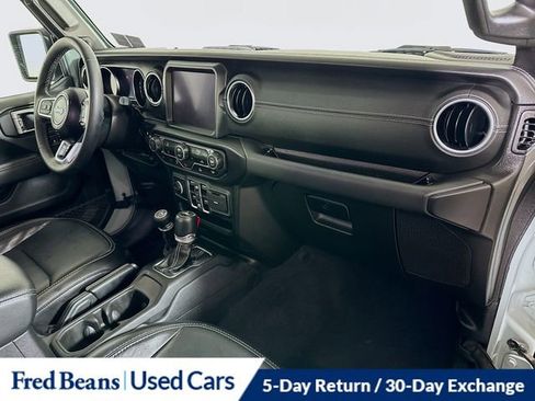 Used 2023 Jeep Wrangler Unlimited Sahara image 30