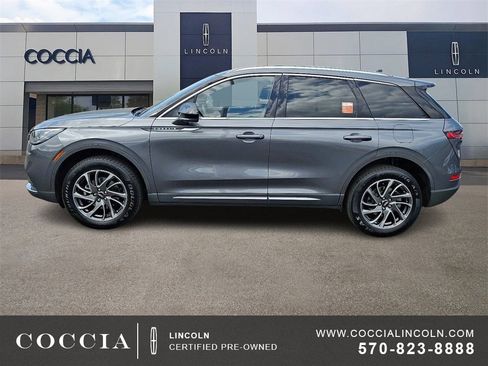 Used 2022 Lincoln Corsair AWD w/ Equipment Group 101A image 7