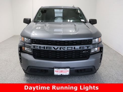 Used 2021 Chevrolet Silverado 1500 Custom w/ LPO, Dark Essentials Package image 3