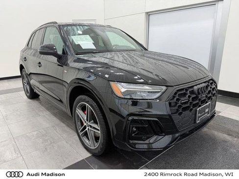 Certified 2025 Audi Q5 e Premium Plus w/ Premium Plus Package image 1