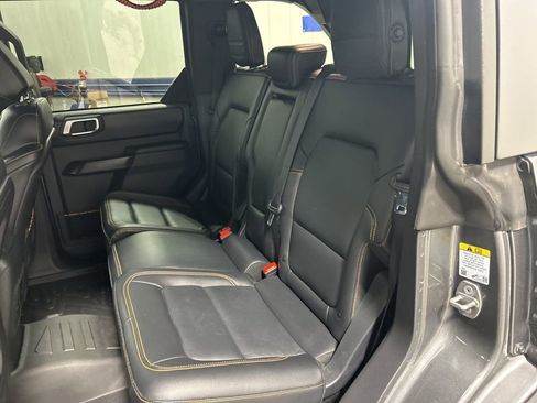 Certified 2024 Ford Bronco Badlands AWD/4WD image 12