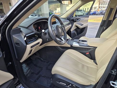 Certified 2024 Acura MDX w/Tech image 20