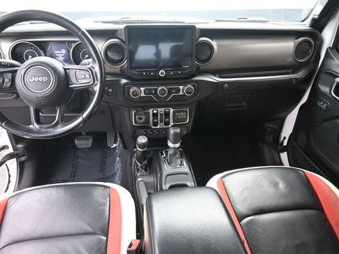 Used 2020 Jeep Gladiator Sport w/ Quick Order Package 24S AWD/4WD image 15