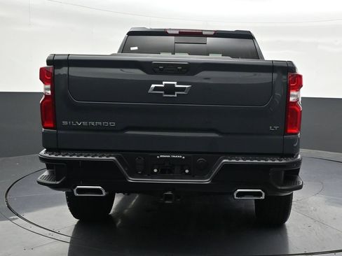 Used 2025 Chevrolet Silverado 1500 LT Trail Boss w/ Convenience Package II AWD/4WD image 4
