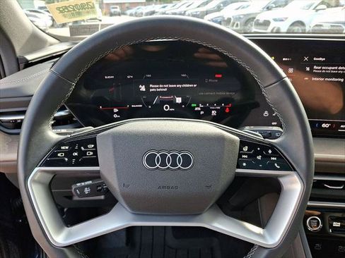 Used 2025 Audi Q5 Premium Plus w/ Premium Plus AWD/4WD image 19