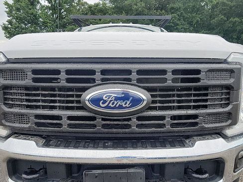 Used 2024 Ford F250 XL w/ Snow Plow Prep Package AWD/4WD image 11