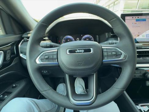 Certified 2023 Jeep Compass High Altitude image 17