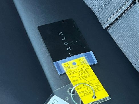 Used 2023 Tesla Model Y Long Range image 33