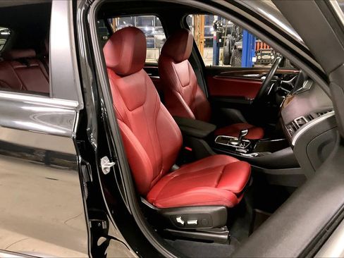 Certified 2023 BMW X3 xDrive30i w/ Premium Package image 8