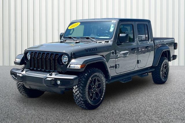 Used 2021 Jeep Gladiator Sport AWD/4WD image 2