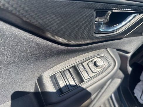 Used 2024 Subaru Outback Premium image 11