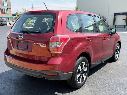 Used 2014 Subaru Forester 2.5i AWD/4WD image 12