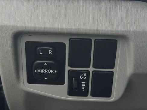 Used 2010 Toyota Prius Two image 20