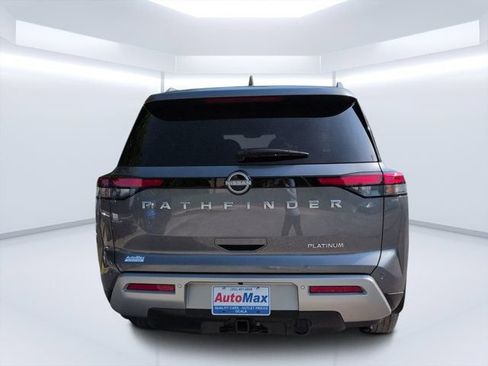 Used 2025 Nissan Pathfinder Platinum w/ Cargo Package FWD image 4