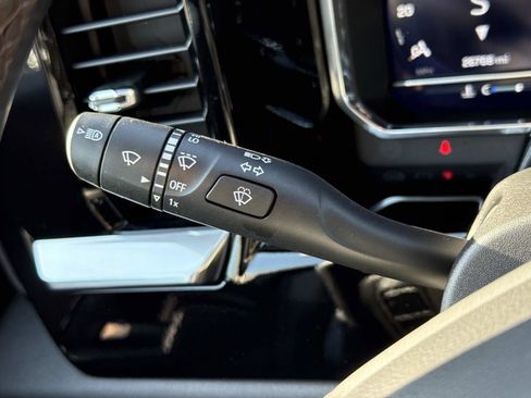 Used 2022 Chevrolet Silverado 1500 LT image 8