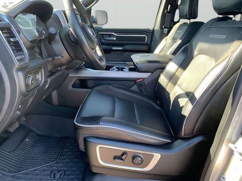 Used 2024 RAM 1500 Laramie image 10