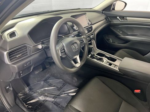 Used 2022 Honda Accord LX image 9