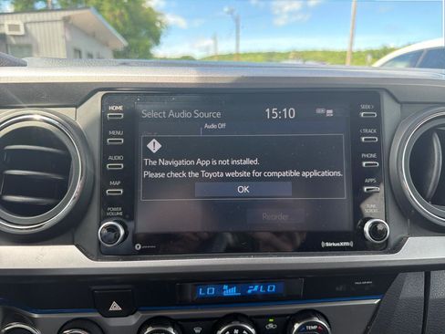 Used 2023 Toyota Tacoma SR5 AWD/4WD image 25