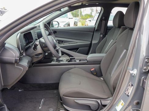 New 2026 Hyundai Elantra SEL Sport Premium FWD image 7
