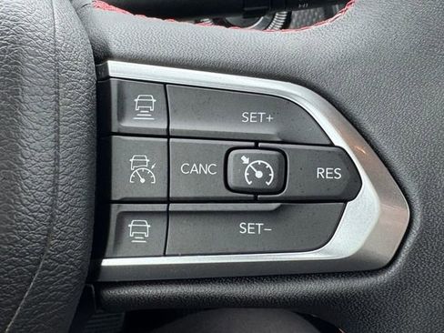 Used 2024 Jeep Compass Trailhawk image 25