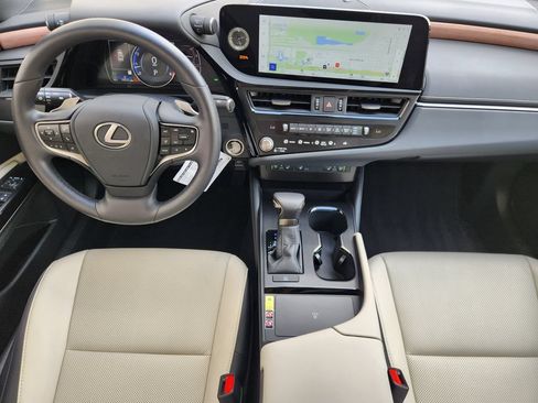 Used 2025 Lexus ES 350 w/ Premium Package FWD image 27