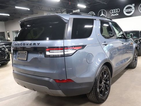 Used 2019 Land Rover Discovery SE image 5