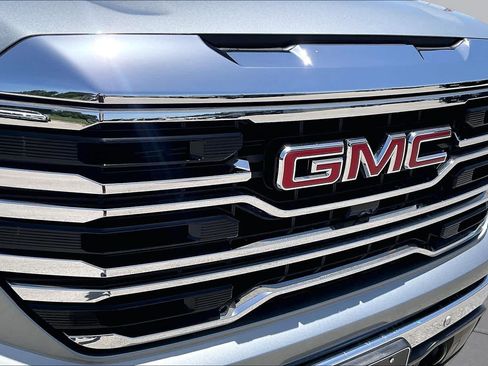 Used 2026 GMC Sierra 1500 SLT RWD image 29
