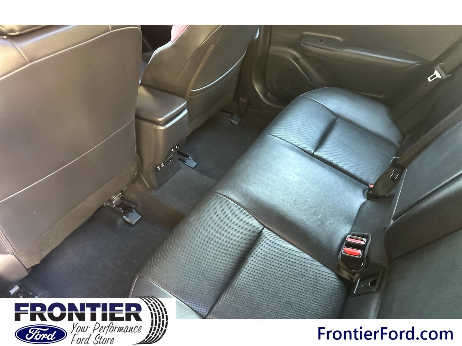 Used 2024 Toyota Prius Prime Premium w/ Advanced Technology Package FWD image 13