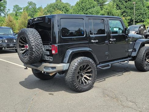 Used 2016 Jeep Wrangler Unlimited Sahara AWD/4WD image 10