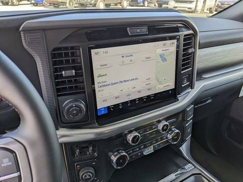 New 2025 Ford F150 Lariat w/ Equipment Group 502A High image 22