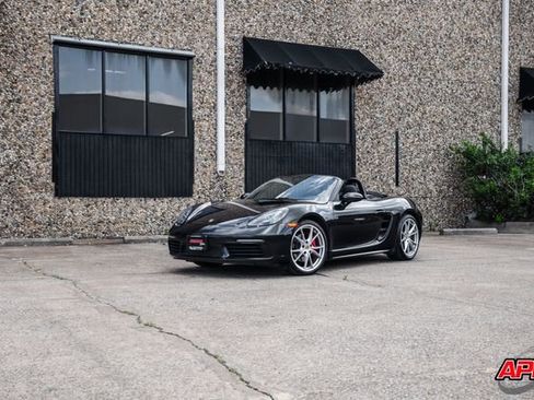 Used 2017 Porsche 718 Boxster S RWD image 35