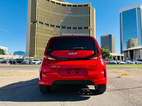 Used 2022 Kia Soul GT-Line FWD image 13