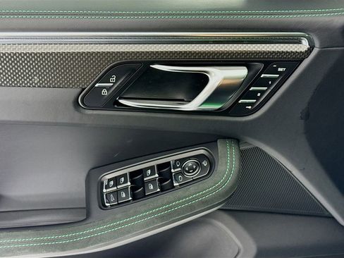 New 2026 Porsche Macan GTS image 11