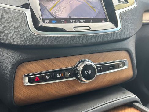 Used 2023 Volvo XC90 B5 Plus w/ Protection Package Premier image 18