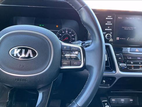 Used 2021 Kia Sorento S image 24