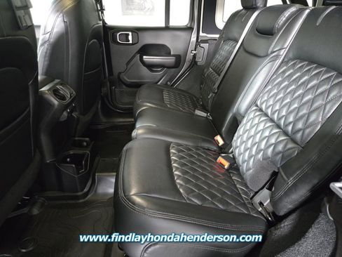Used 2019 Jeep Wrangler Unlimited Sport S AWD/4WD image 13
