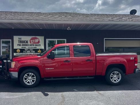 Used 2010 GMC Sierra 1500 SLE w/ Power Pack Plus AWD/4WD image 2