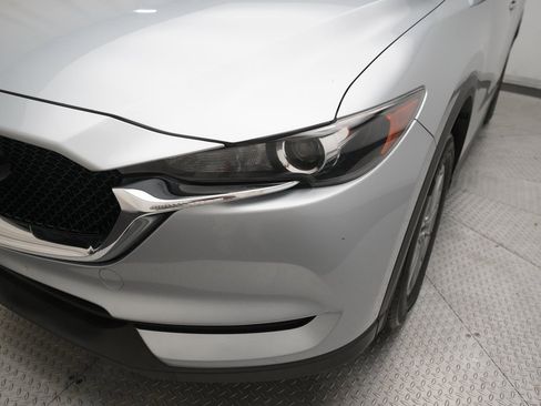 Used 2018 MAZDA CX-5 Touring image 23