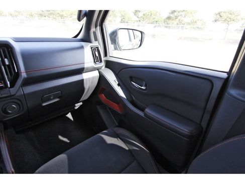 Certified 2025 Nissan Frontier Pro-X w/ Pro Convenience Package RWD image 13
