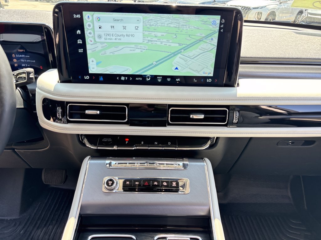 Used 2025 Lincoln Aviator 2WD w/ Equipment Group 101A image 24