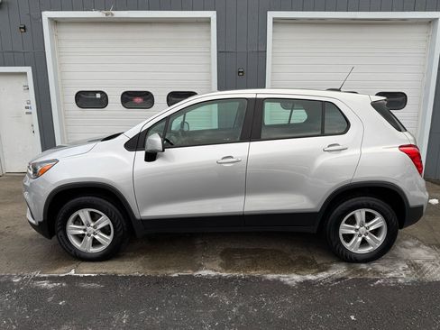Used 2017 Chevrolet Trax LS image 7