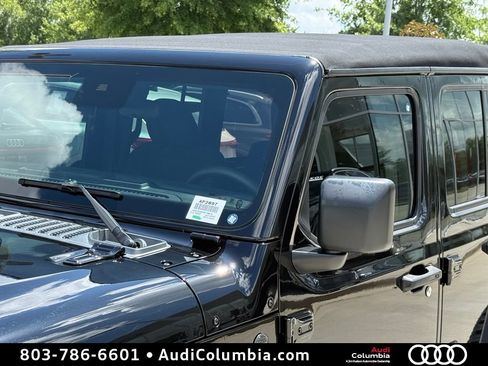 Used 2024 Jeep Wrangler Unlimited Sport AWD/4WD image 11