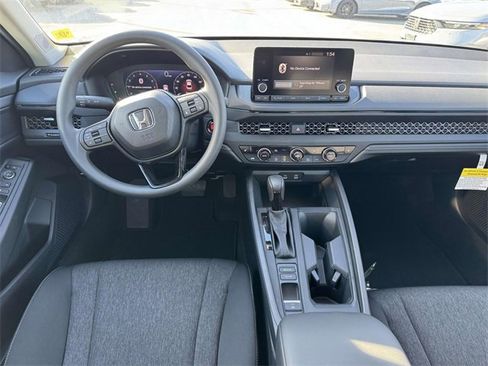 New 2025 Honda Accord SE image 11