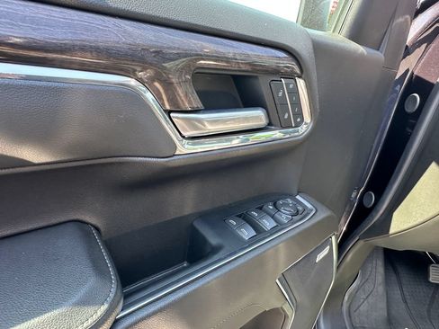 Used 2024 Chevrolet Silverado 1500 LTZ AWD/4WD image 24
